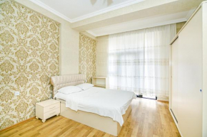 Deluxe Apartment 13